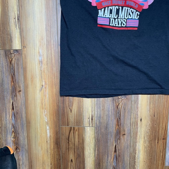 Vintage Champion Disney World Magic Music Days - Picture 3 of 7